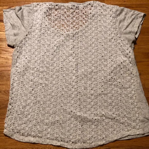 Gray T-shirt with patterned back - Picture 2 of 2
